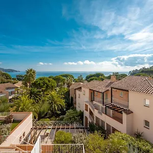 Apart Otel Pierre & L'anse De Pramousquier
