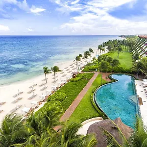 https://grand-velas-riviera-maya.quintano-roohotels.com